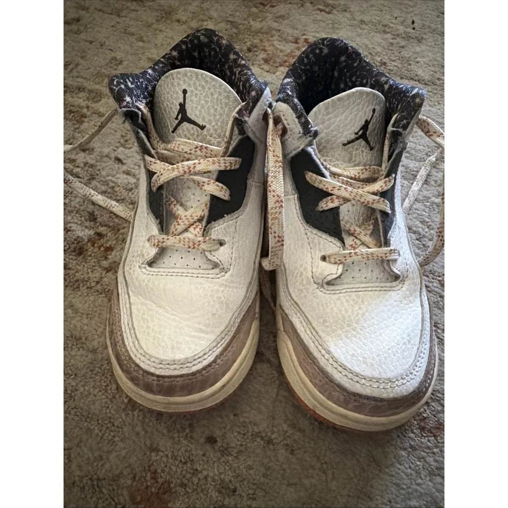Nike Air Jordan 3 Retro Vintage Floral FQ9175-100 Toddler Baby Size 10C